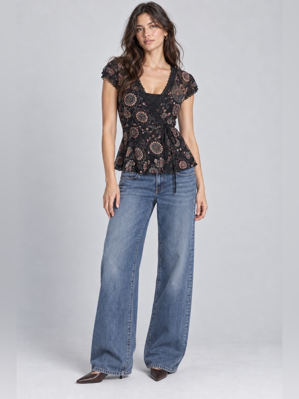 Vintage Y2K Gap 100% Silk Floral Lace Wrap Top Blouse L 2004